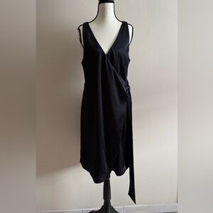NWT Gap Satin Wrap Dress women’s size Medium Sleeveless Adjustable Tie Black